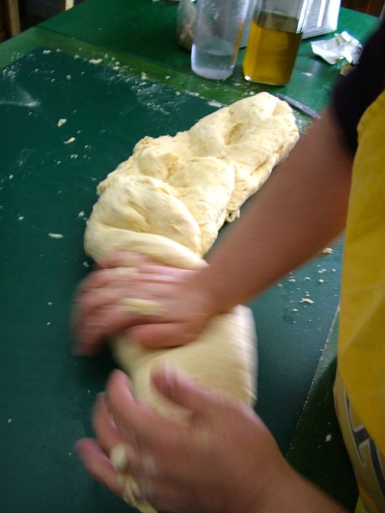 Colomba pomaricana, o scarcella di Pasqua - passo 3