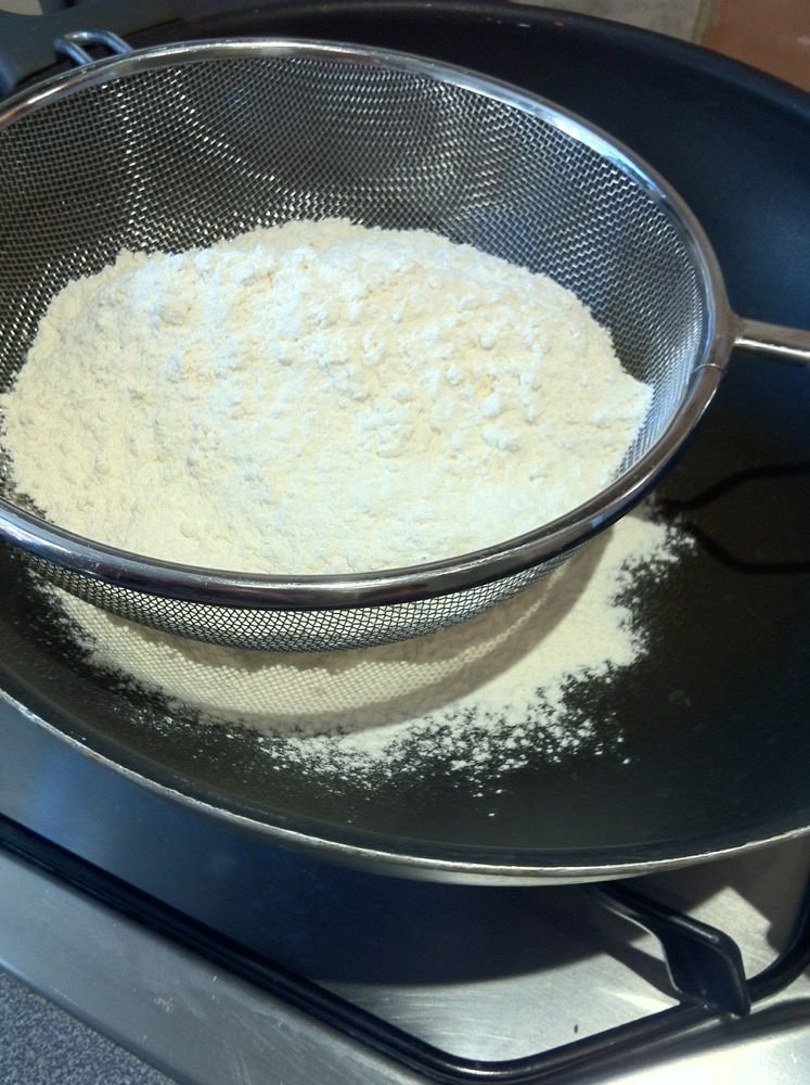 Dolcetti al miele di Apicio - passo 1