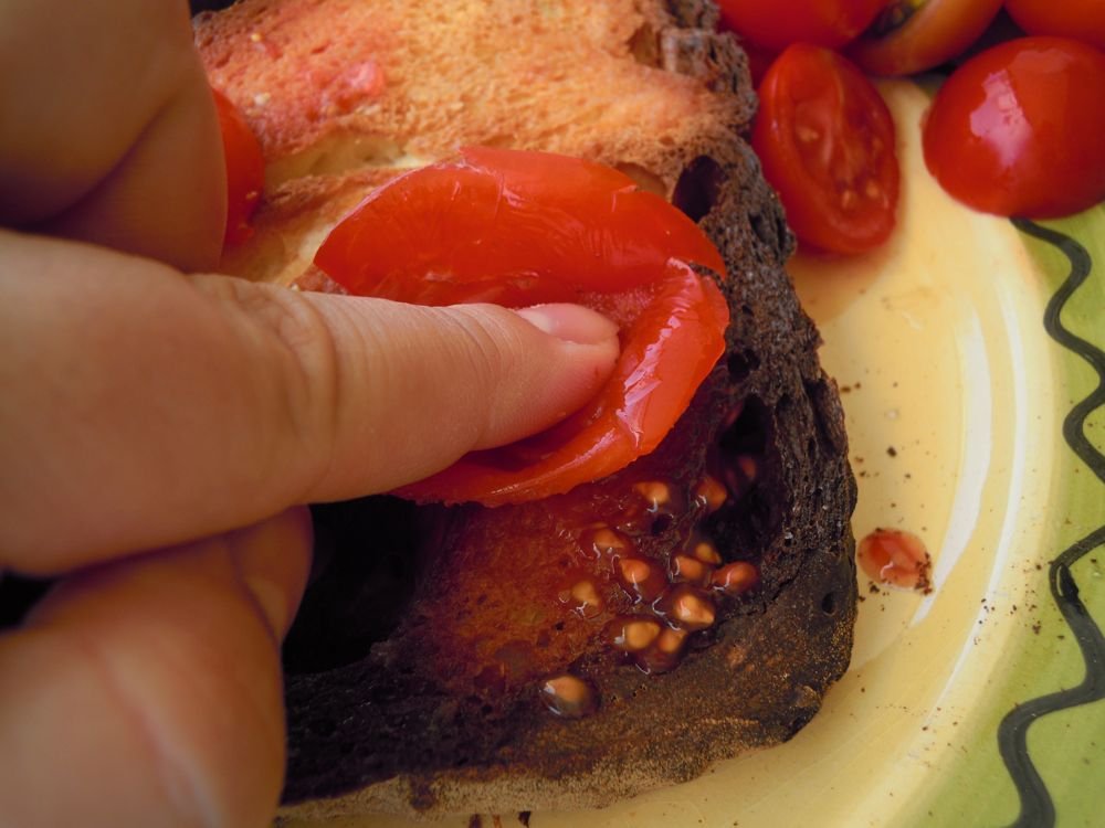Fedda rossa, la bruschetta materana - passo 4
