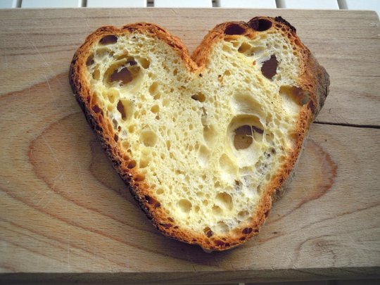 Pane di Matera, fetta a cuore