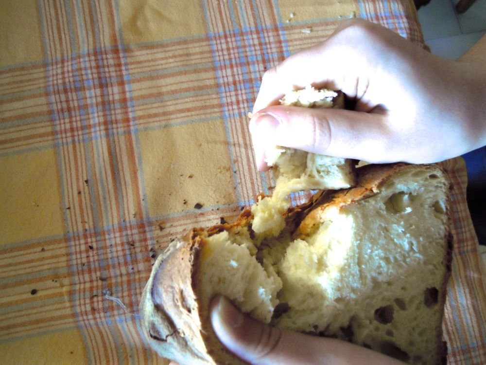 pane strappato