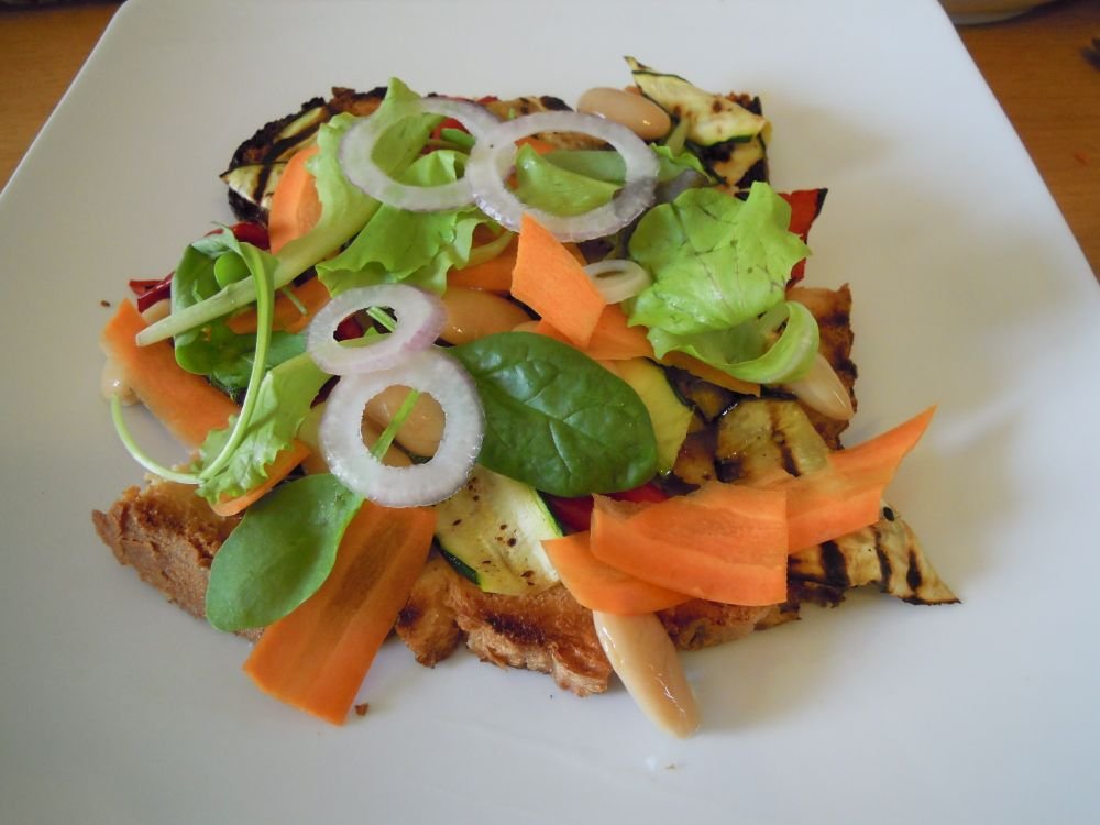 Insalata tiepida di pesce e verdure, ovvero una versione di "Cappon magro" lucana - passo 15