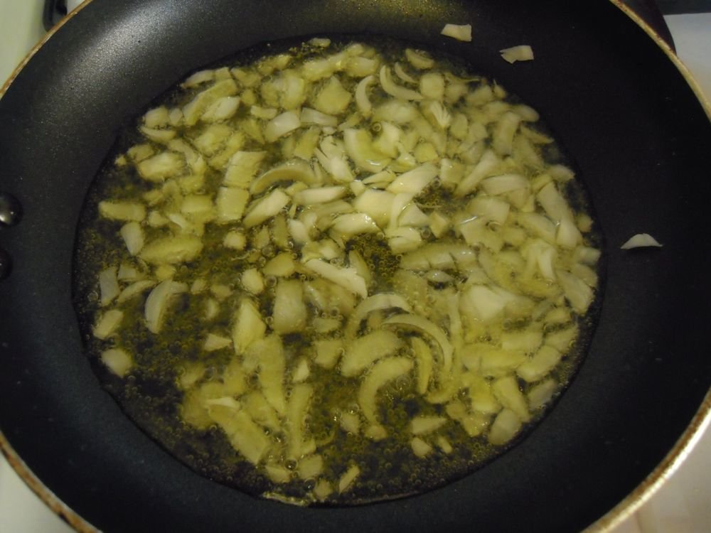 Tagliatelle con spinaci, speck e gamberetti - passo 2