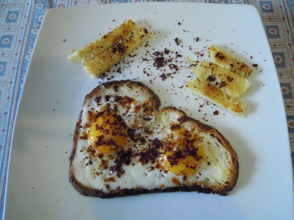 Uova abbracciate nel Pane di Matera - passo 5