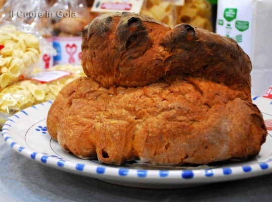 Pane di Matera a cornetto